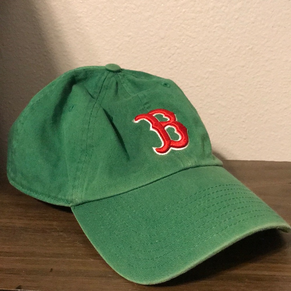 MLB Boston Red Sox Fitted Baseball Cap
